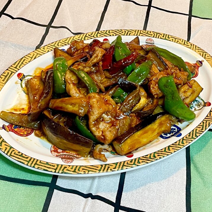 ごはんがモリモリ進んじゃう♡麻婆茄子風ピリ辛炒め